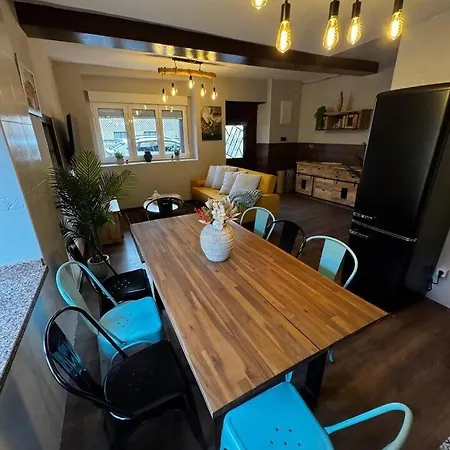 Holiday home Casa Duenas Asturias! Cerca De Arriondas!